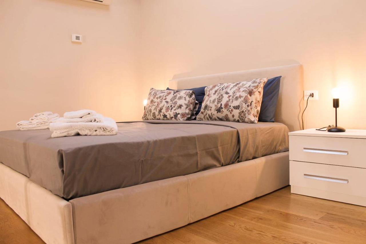 Yr Apartments Milan - Bocconi Екстериор снимка